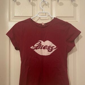NWT Guess Kiss T-Shirt (Red)